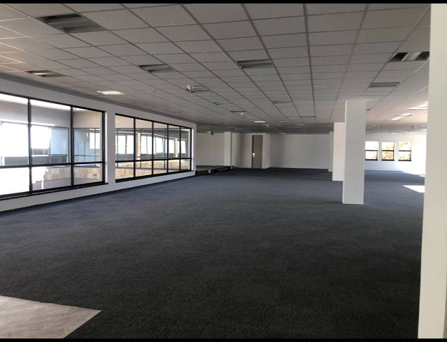 646M² OFFICE TO LET IN WIERDA VALLEY